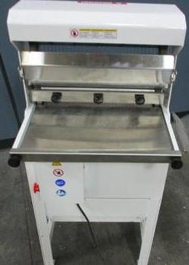 Refurbished Oliver 777-N Variety Bread Slicer w/ Bagging Scoop