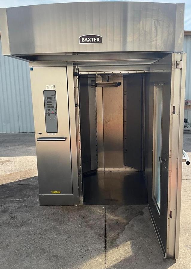 Used Baxter gas double rack oven
