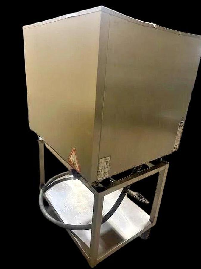 Used HENNY PENNY LCS-61" COMBI-STEAMER LCS CLIMAPLUS ELECTRIC COOK SYSTEM W/STAND