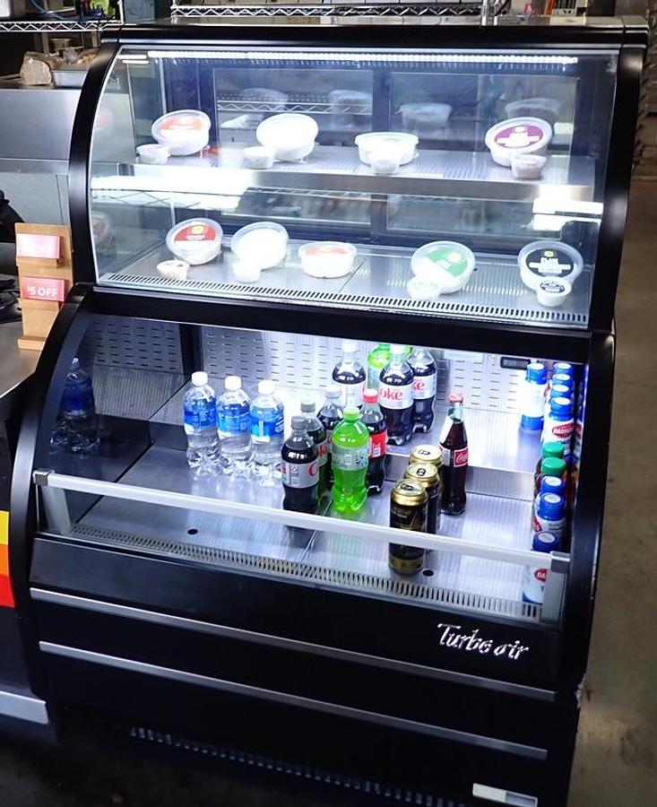 Used TURBO AIR REFRIGERATED GRAB & GO DISPLAY CASE
