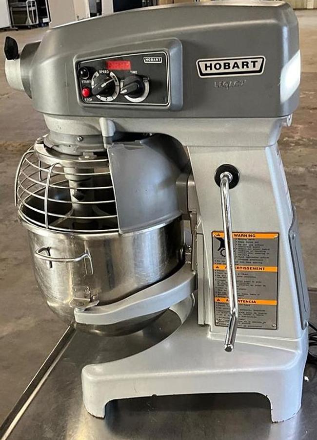 Used  Hobart 20qt Legacy with stand