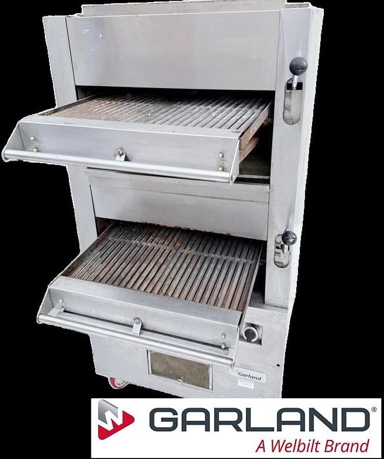 Used Garland charbroiler!Master Series NG Heavy Duty Upright Broiler w/ 2 Infrared Decks - M110X!!