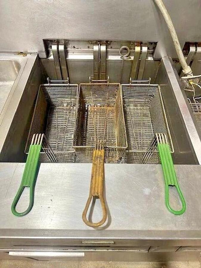 Used "FRYMASTER FPC128/236" ELECTRIC 2 FRYING WELLS, DUMP STATION, PASTA COOKING WELL
