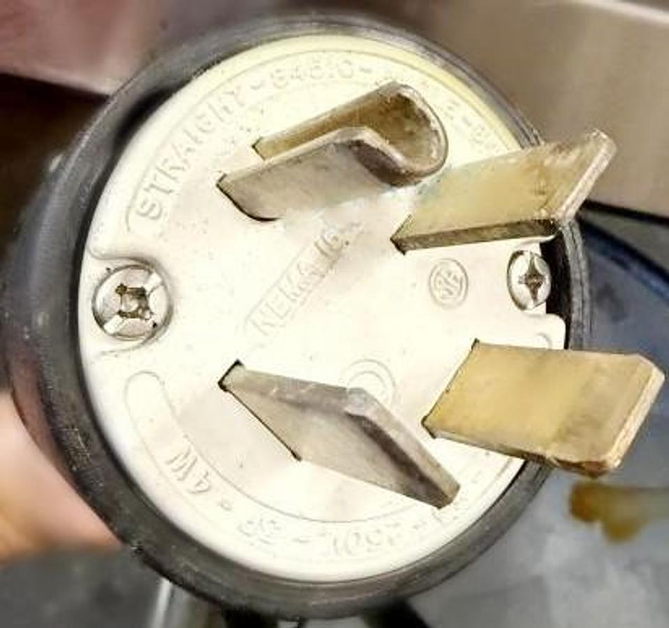 Used  LINCOLN 2424E-000-0003 CONVEYOR OVEN, 208/240V 3 PHASE