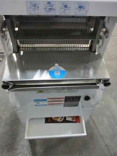 Refurbished Oliver 777-N Variety Bread Slicer w/ Bagging Scoop