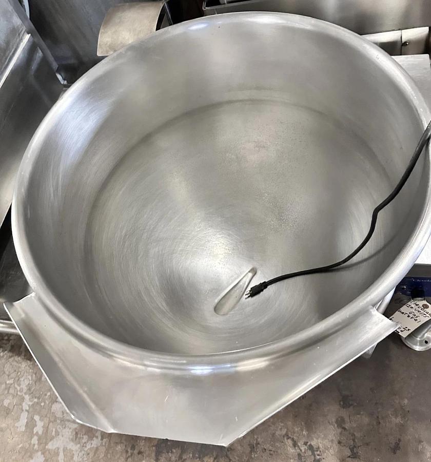 Used Cleveland KGL-40-T 40 Gallon Steam Kettle Natural Gas