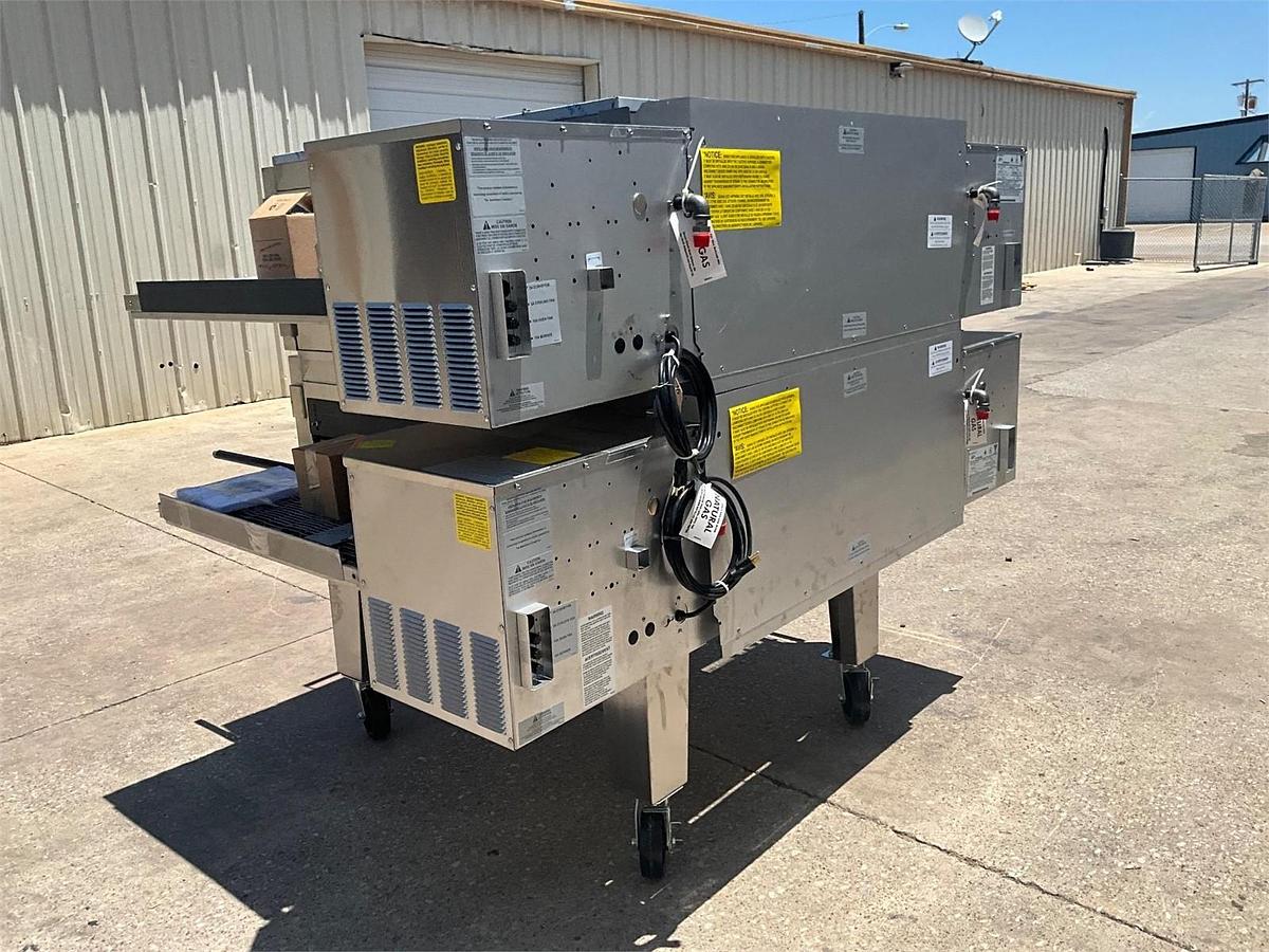 Used 2023 Lincoln gas 1600 double stack conveyor oven - NEVER BEEN USED
