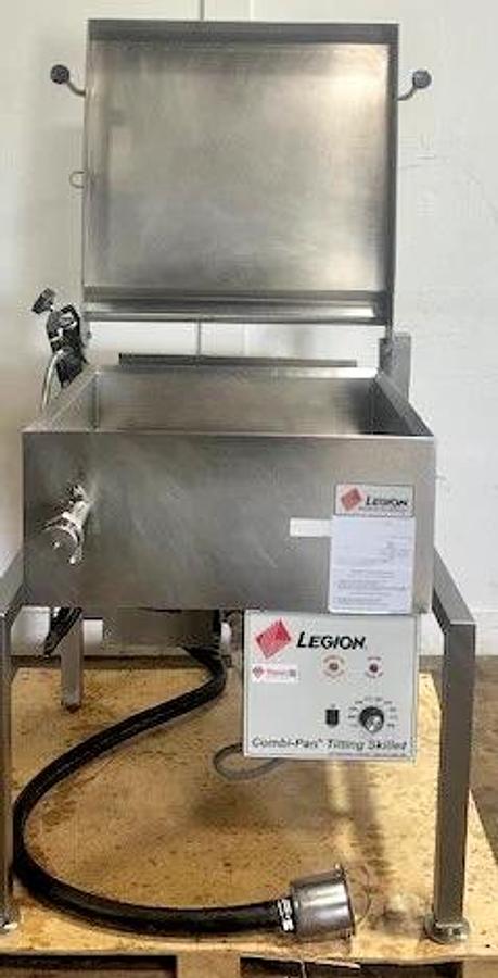 Used LEGION CSG28-7" COMMERCIAL N GAS-FIRED TILTING SKILLET, COMBI-PAN BRAISING PAN