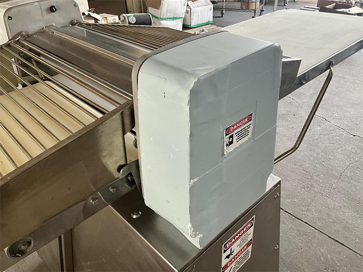 Used Rondo butterfly dough reversible sheeter SC0677