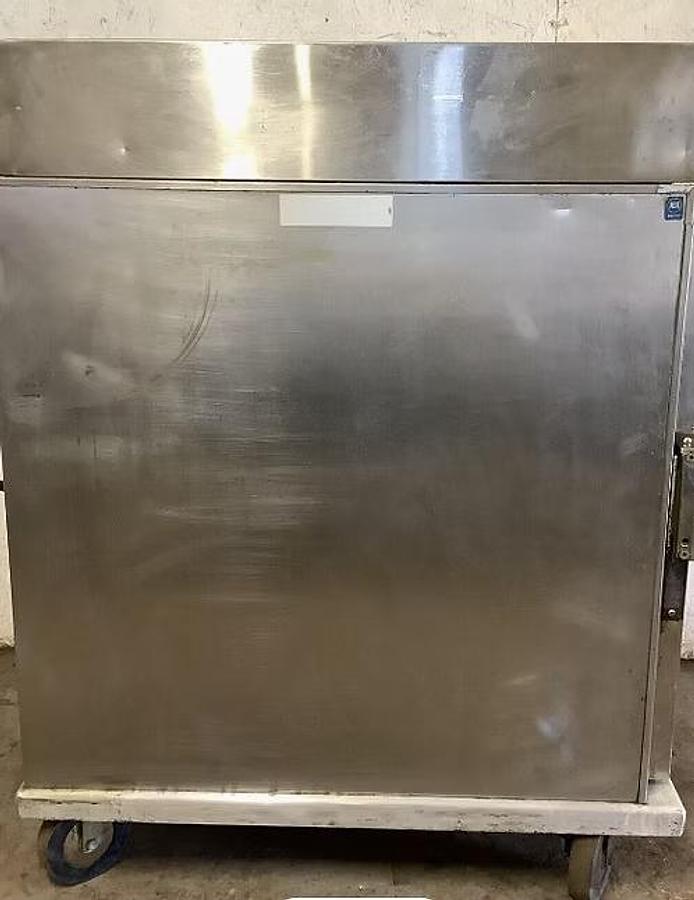 Used Henny Penny SCO-100 Cook and Hold Oven