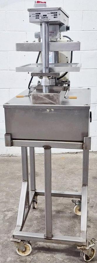 Used Comtec 2200 semi automatic pie press with 11" die set Pie Crust Dough Pumkin