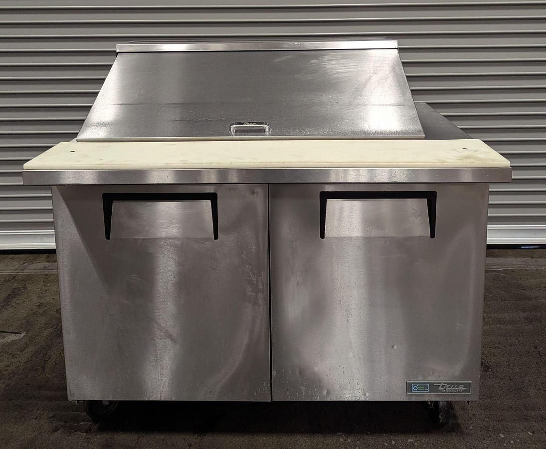 Used True TSSU-48-18M-B-HC 48" Refrigerated Sandwich/Salad Prep Table