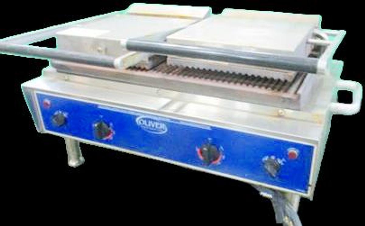 Used Oliver Double Grooved Panini Grill - SAVE BIG TIME