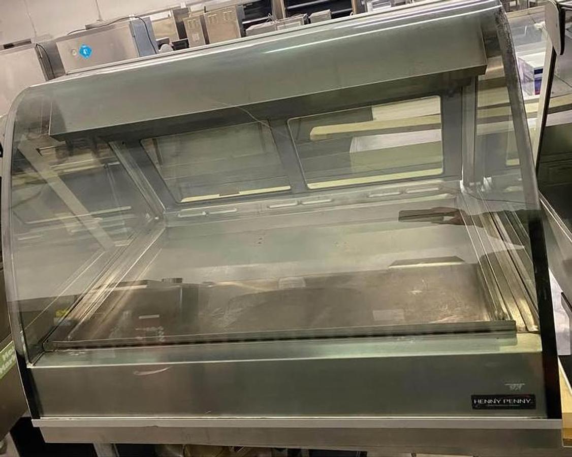 Used Henny Penny HMR-103 Heated Merchandiser
