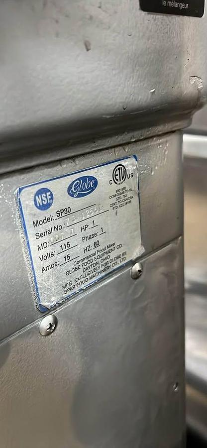 Used Globe dough mixer 30 qt