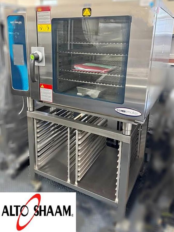 Used Alto Shaam electric combi oven with mobile stand - SUPER DEAL