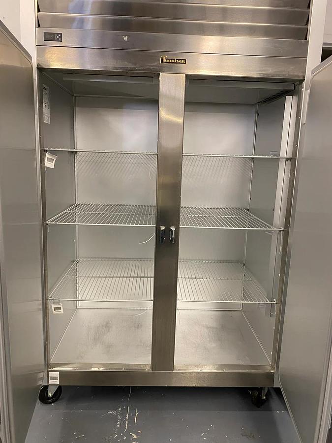 Used Traulsen G-Series 52” Solid 2 Door Stainless Steel Reach-In Refrigerator