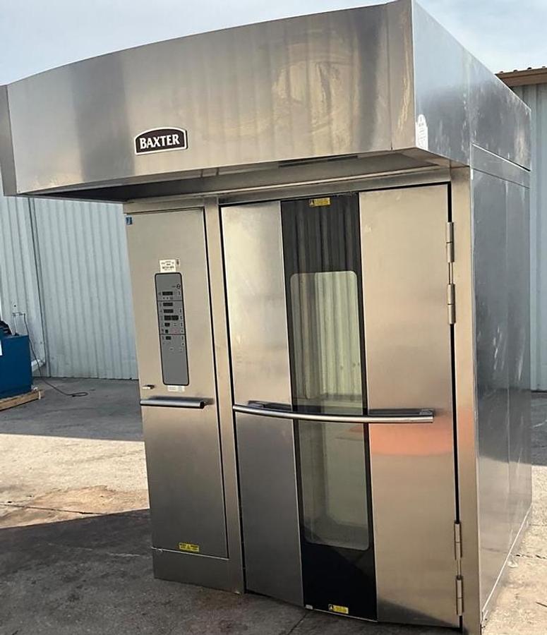Used Baxter gas double rack oven