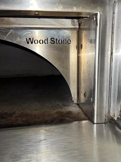 Refurbished Wood Stone Fire Deck Pizza Oven 8645