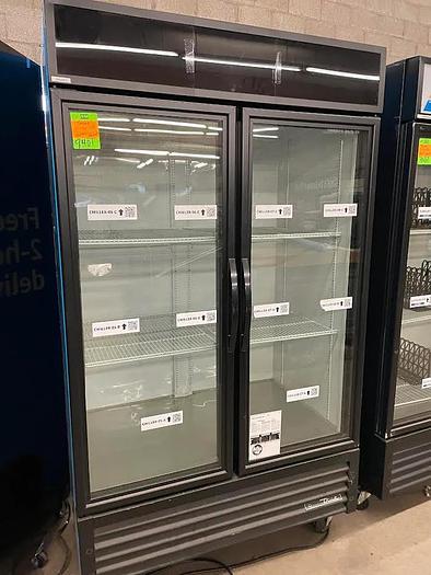Refurbished 2 Door Glass Cooler | True | Model # GDM-43-HC-TSL-01
