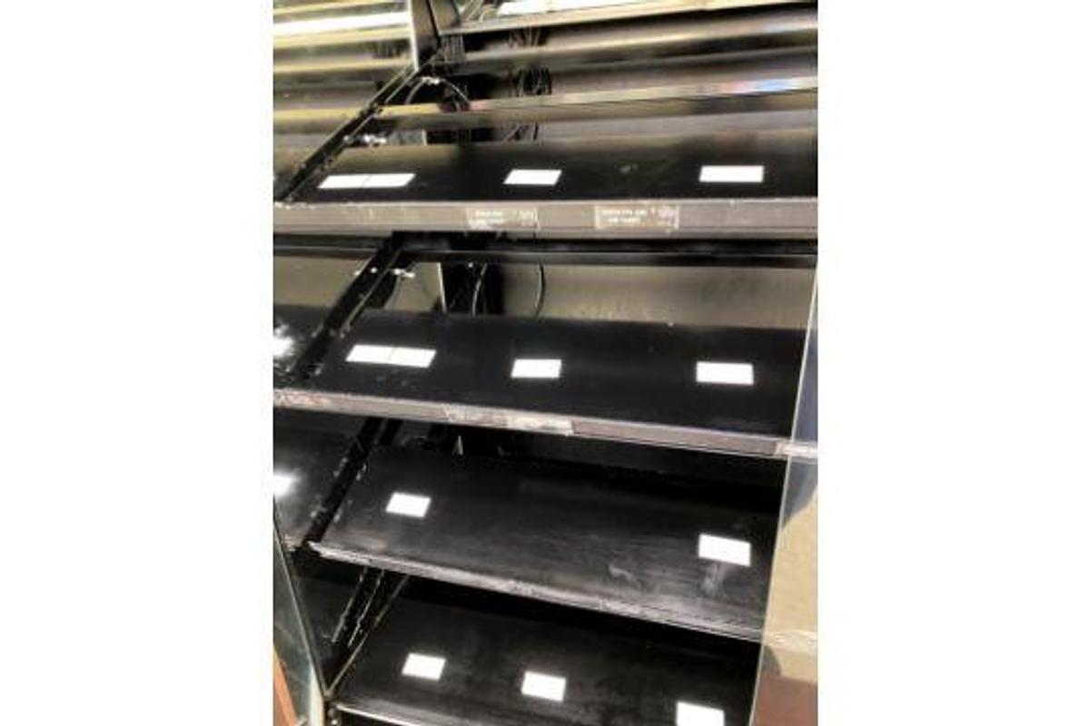 Used DONUT GLASS DOOR DISPLAY CASE