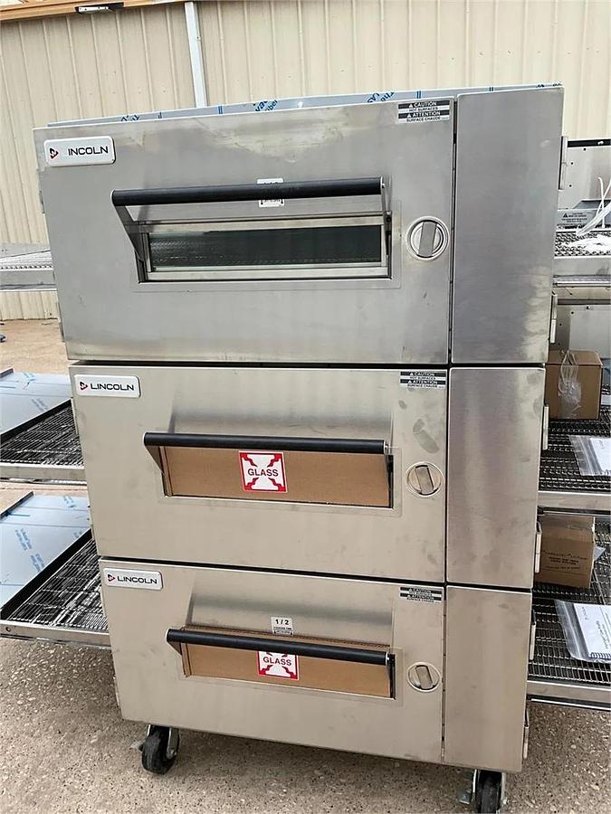 Used 3 Stack Lincoln Impinger gas 1600 pizza ovens - brand new - open to offers