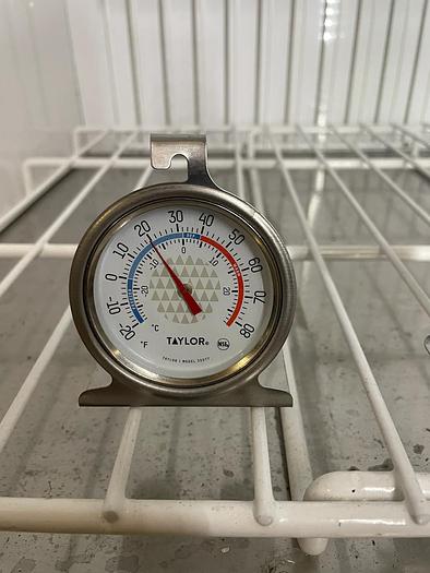 Refurbished True Ice Merchandiser - Model GD1M-49NT-HC-TSL01