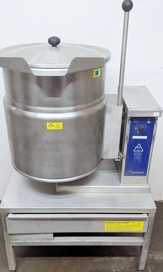 Used CLEVELAND KET-12-T TILTING STEAM KETTLE, 200-208V