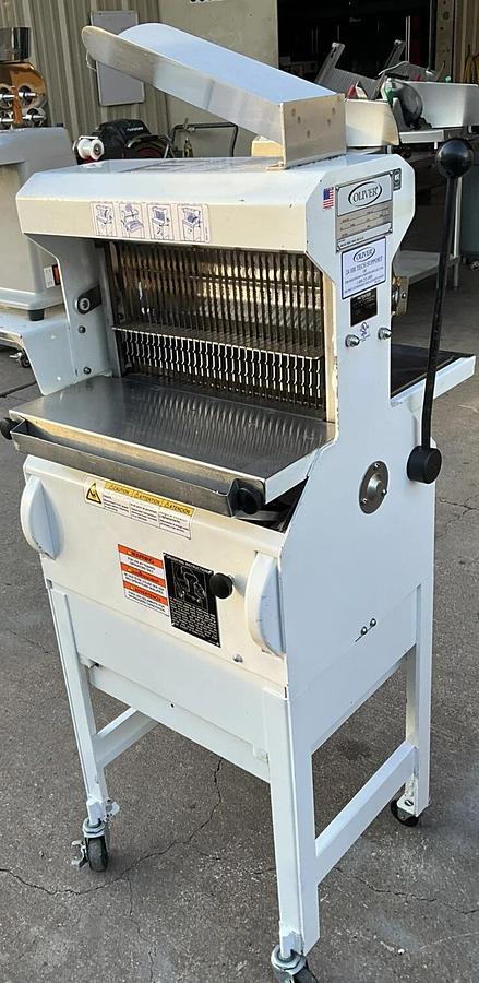 Used 2019 Oliver Bakery Bread Slicer 777-NT with zip tie bag sealer Artisan Bread