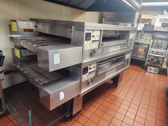 Refurbished Gas - Middleby Marshall PS570G Double Stack Conveyor Oven
