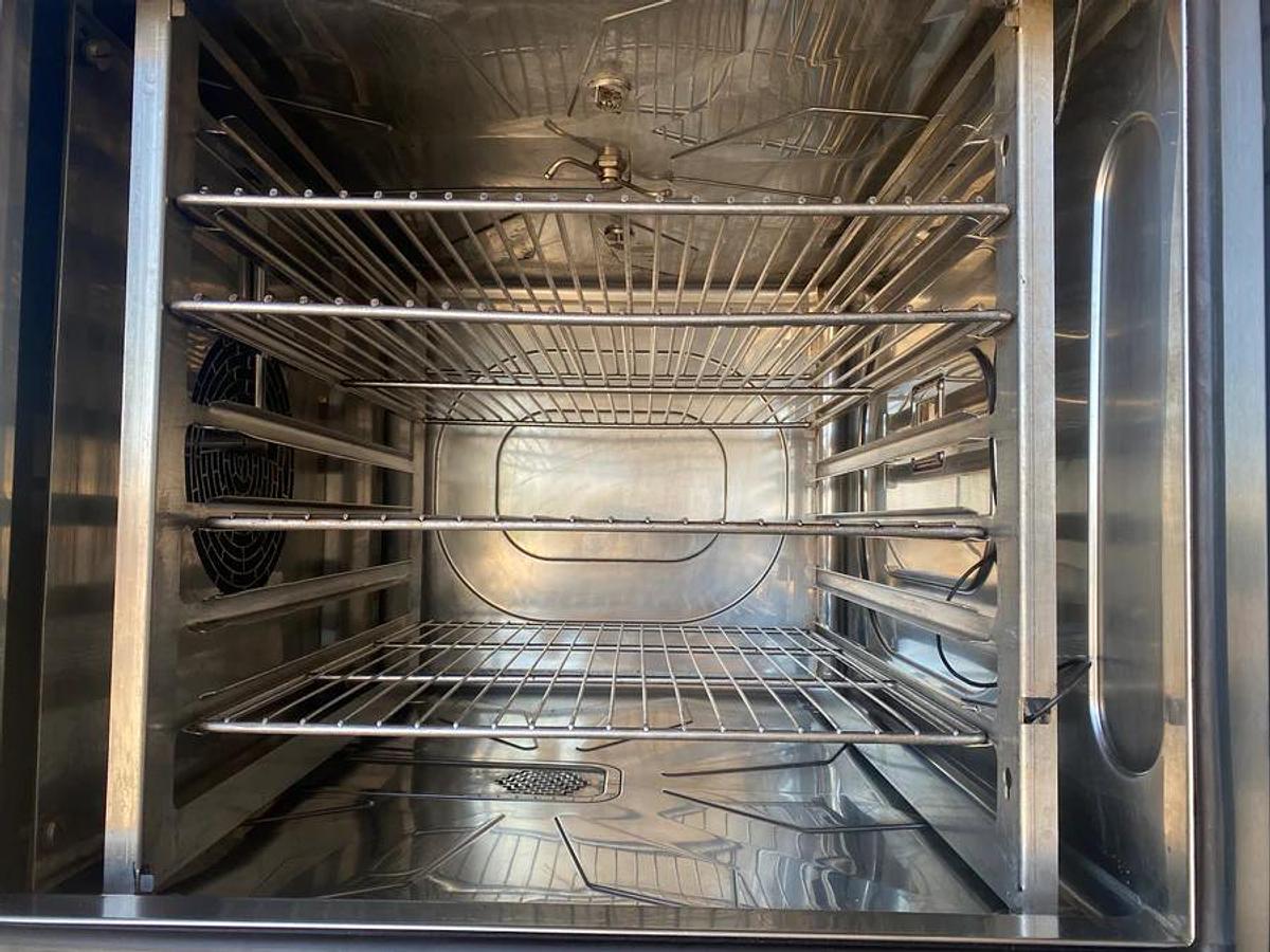 Used Cleveland OGS-6.20 Natural Gas Double Deck Combi Oven