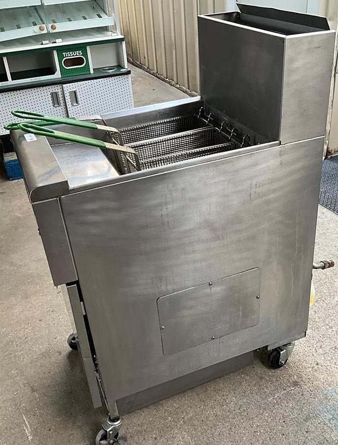 Used Frymaster gas fryer with filtration systems