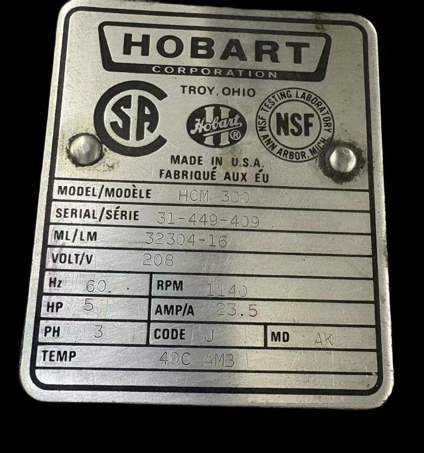 Used Hobart 30 QT vertical cutter / mixer model HCM-300 - Warranty