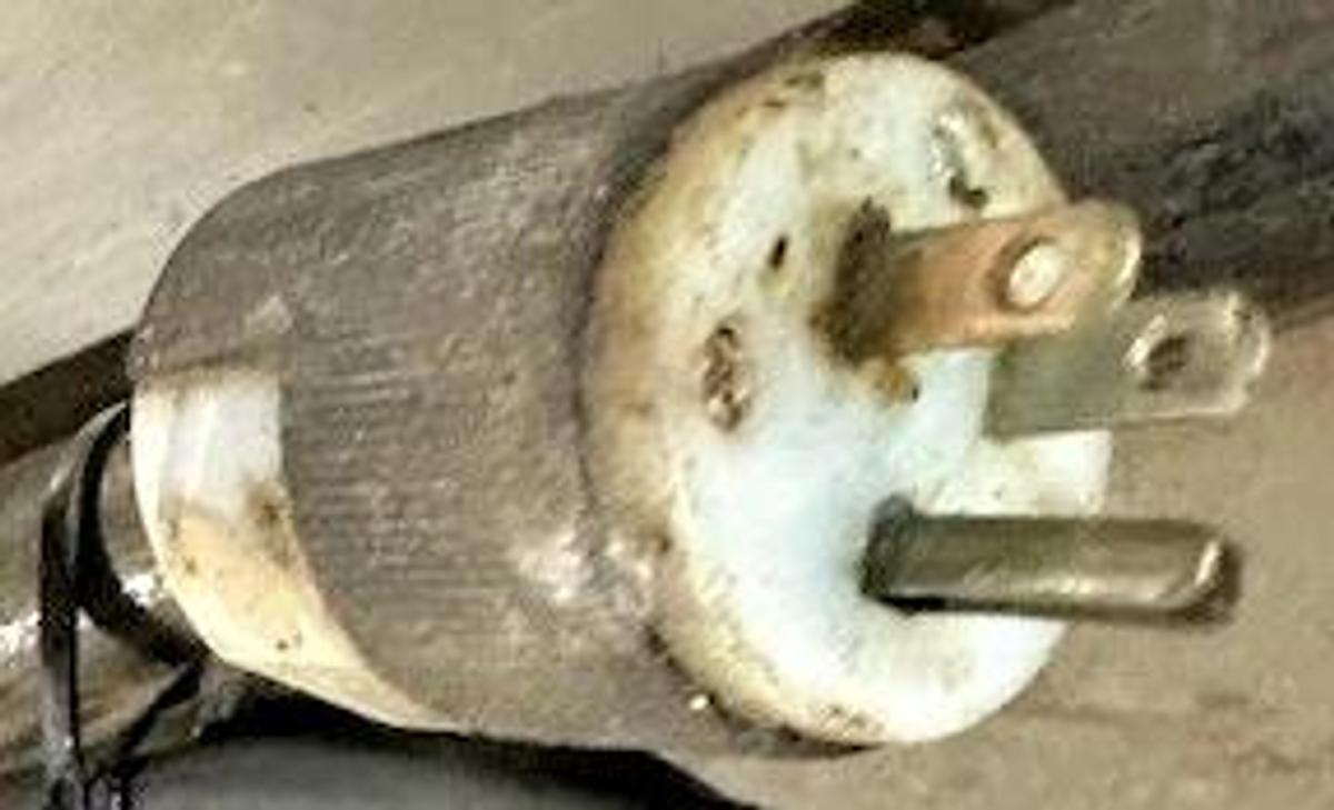 Used VULCAN SG1010T" COMMERCIAL N GAS DOUBLE STACK CONVECTION OVEN 