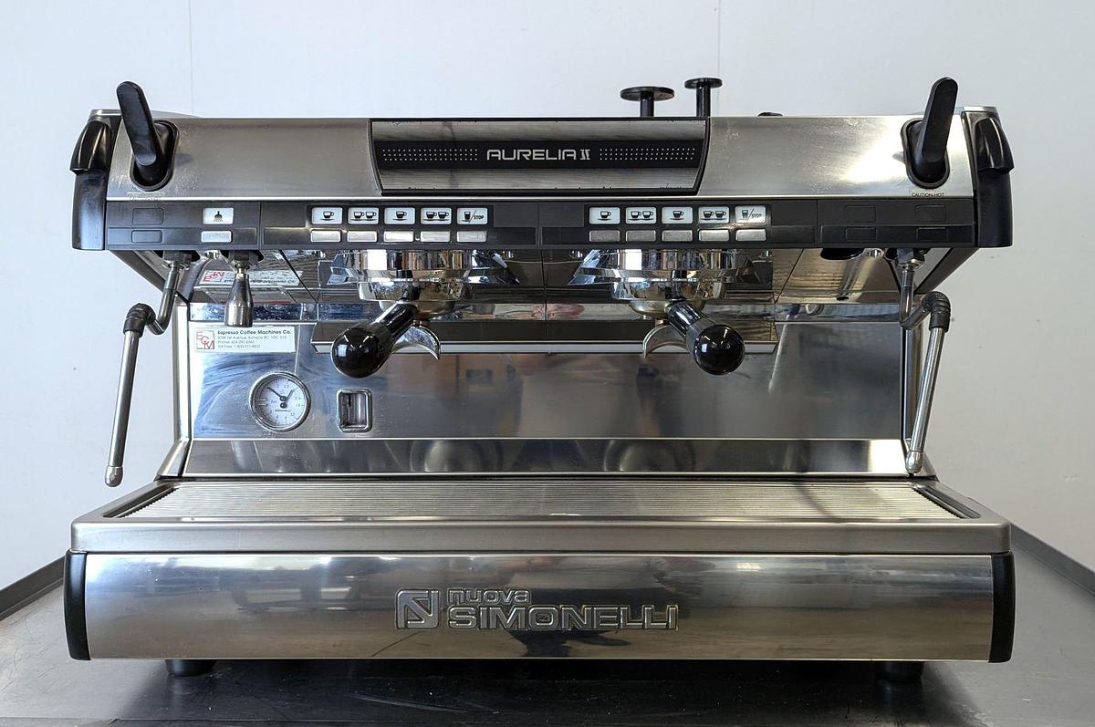 Used Nuova Simonelli AURELIA II Semiautomatic Espresso Machine - EXCELLENT CONDITION