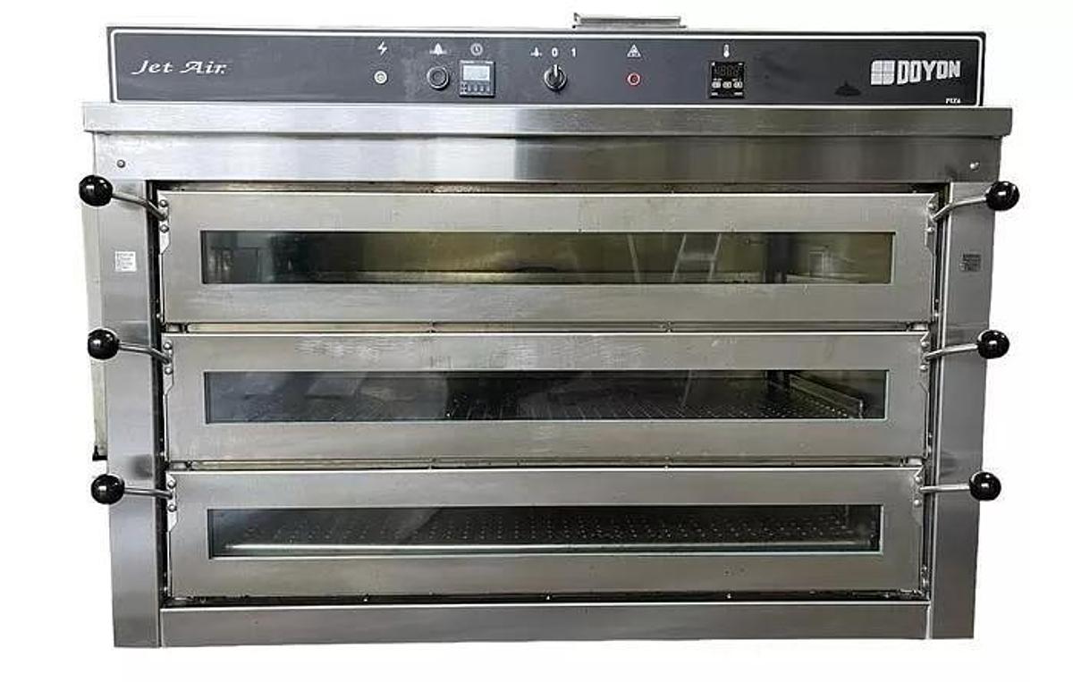 Used Doyon PIZ6G gas deck ovens - fast cooking 