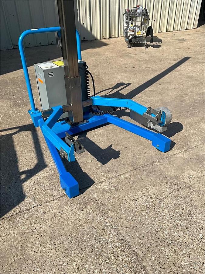 Used Savage Brother 0712 HT bakery Bowl kettle lift