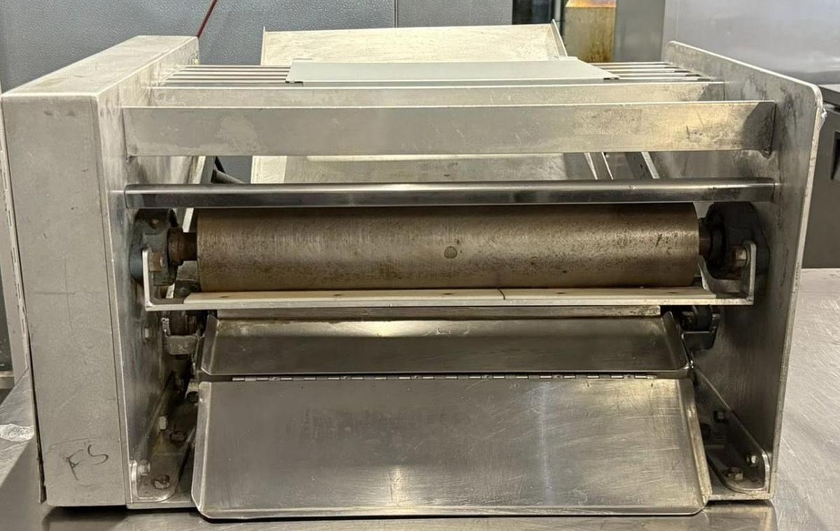 Used EMW Manufacturing 19” Dough Sheeter