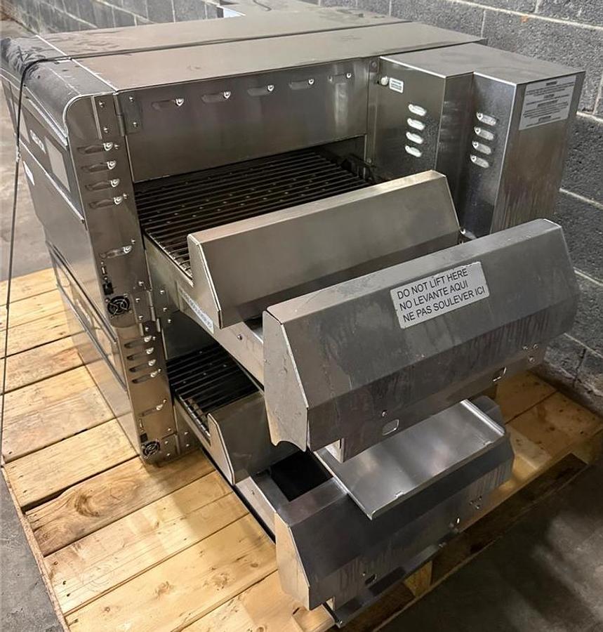 Used Ovention ovens double stacked  Model M1718 - NEAR NEW - WARRANTY