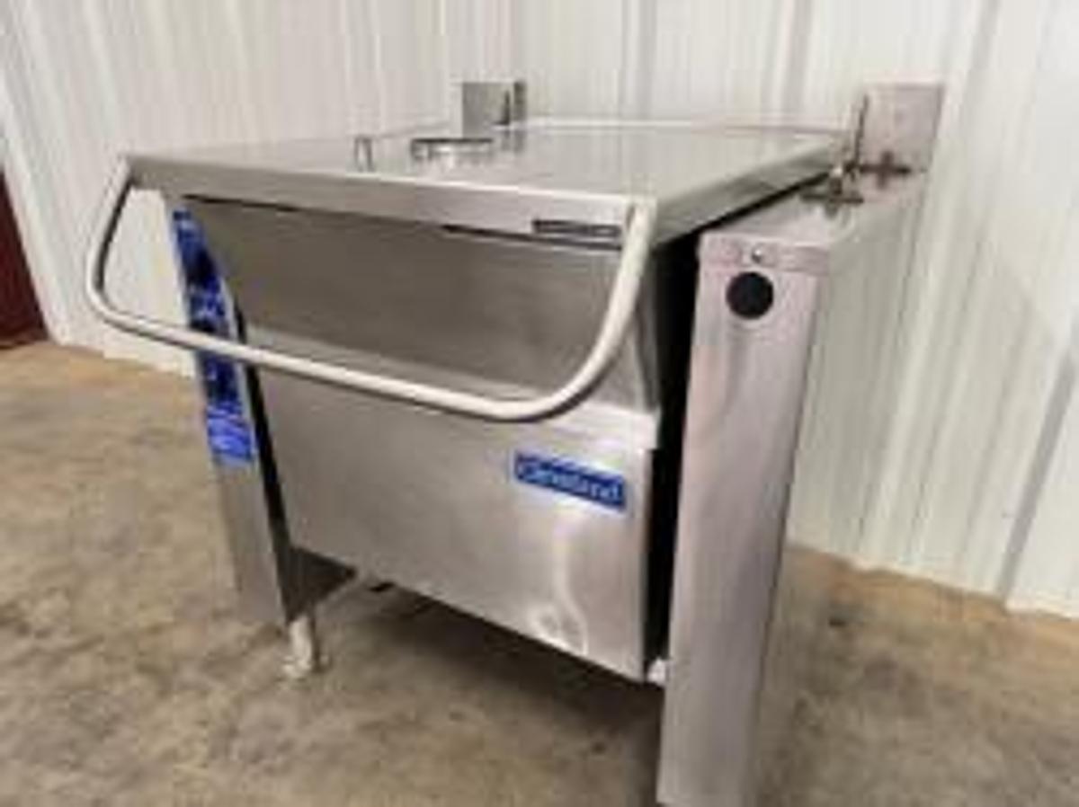 Used Cleveland Tilt Skillet 30 Gallon Gas Auto Tilt