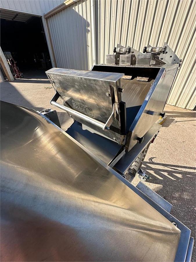 Used Be&sco Beta Max tortilla press and oven