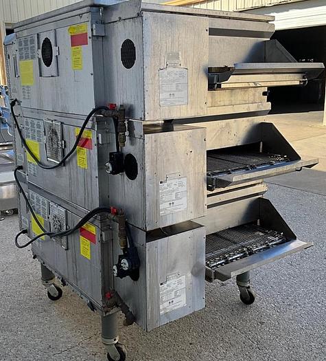 Refurbished 2019 Middleby Marshall gas conveyor oven -Model 638G - TRIPLE DECK
