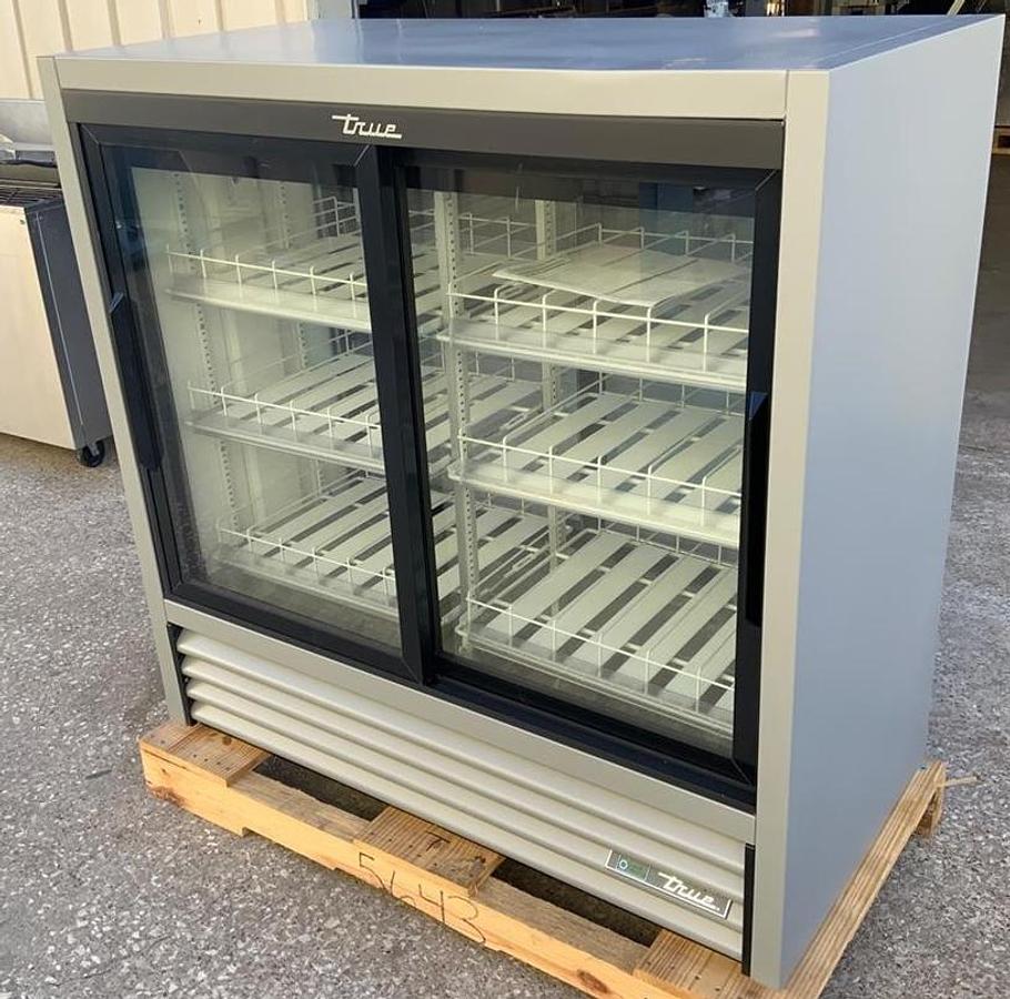 Used True 48" display case - Brand new 