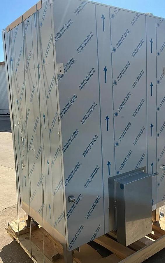 Used BRAND NEW - New Henny Penny gas roll-in combi oven - SPECIAL CLEARANCE 