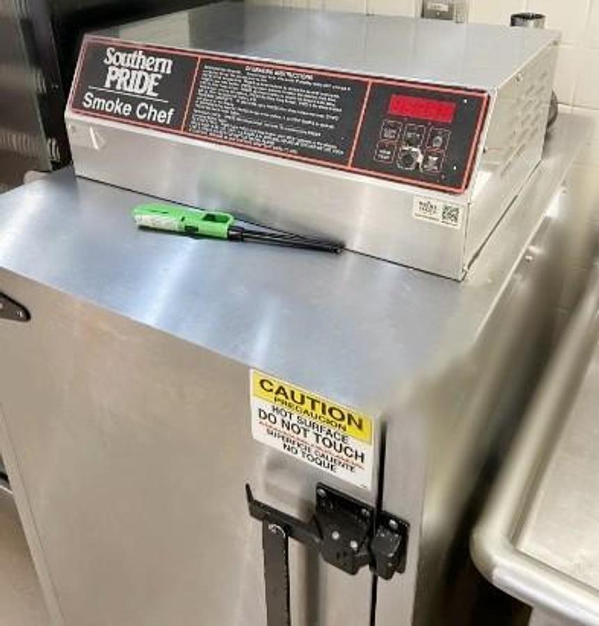 Used SOUTHERN PRIDE SMOKE CHEF ELECTRIC SMOKER