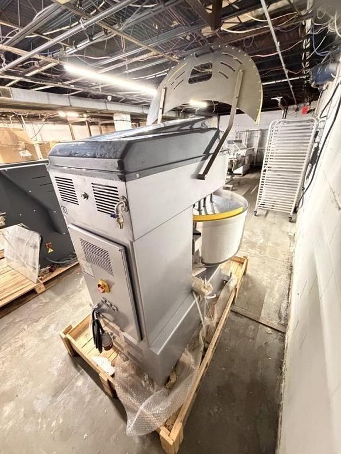 Used BRAND NEW - SOLEM 200 QT SPIRAL MIXER 