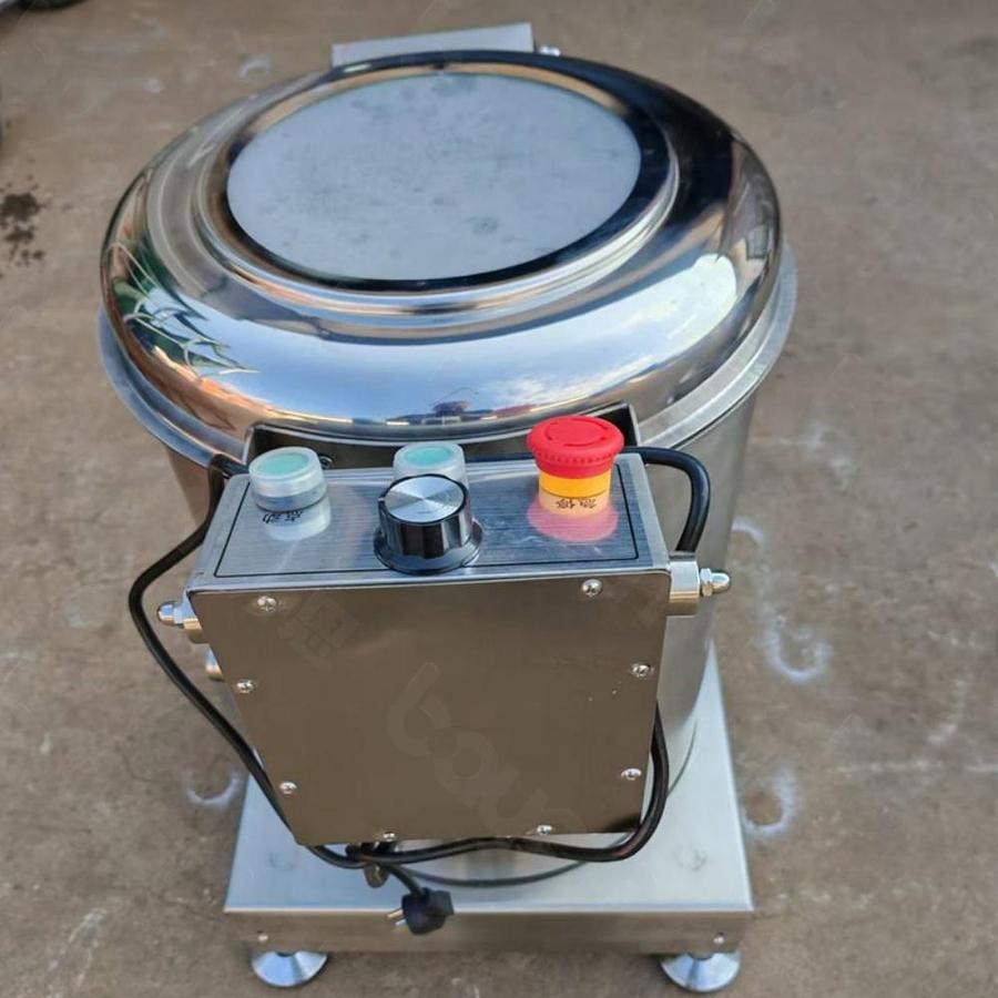 Salad spinner - vegetable dehydrator - see video