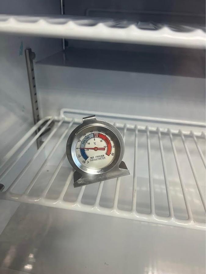 Used Counter top display freezer - great merchadizer