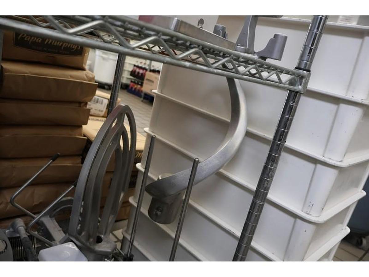 Used Hobart Legacy HL662 2 Speed Dough Mixer With A S.S. Bowl, Bowl Dolly, Hook And Paddle 208V 3Ph.