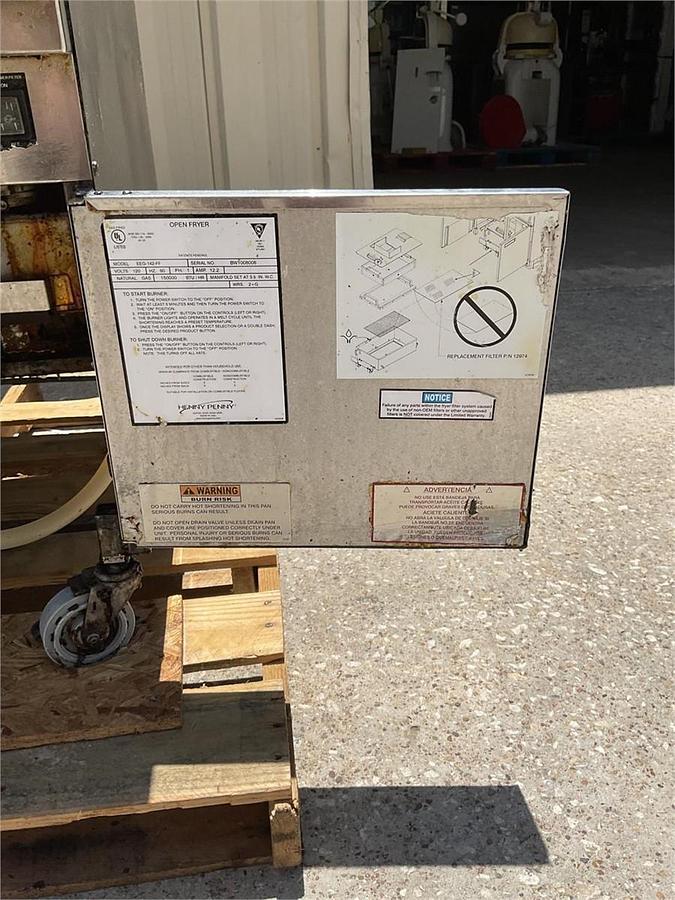 Used Henny Penny Gas Fryer Evolution Elite